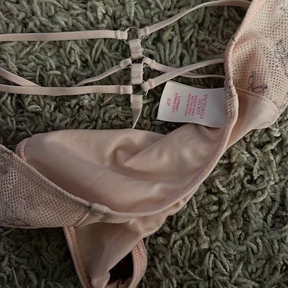 Victoria’s Secret Matching Set - Picture 6 of 6